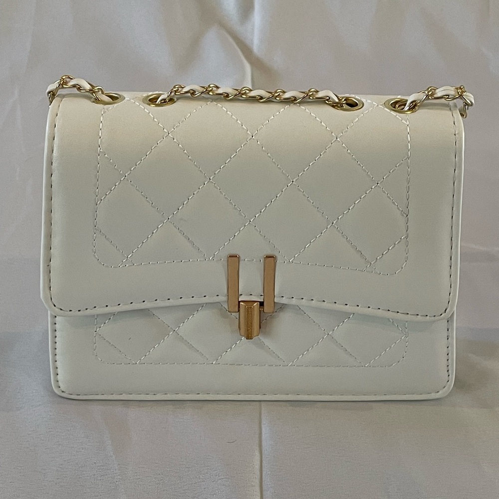 Small white leather handbag gold hardware